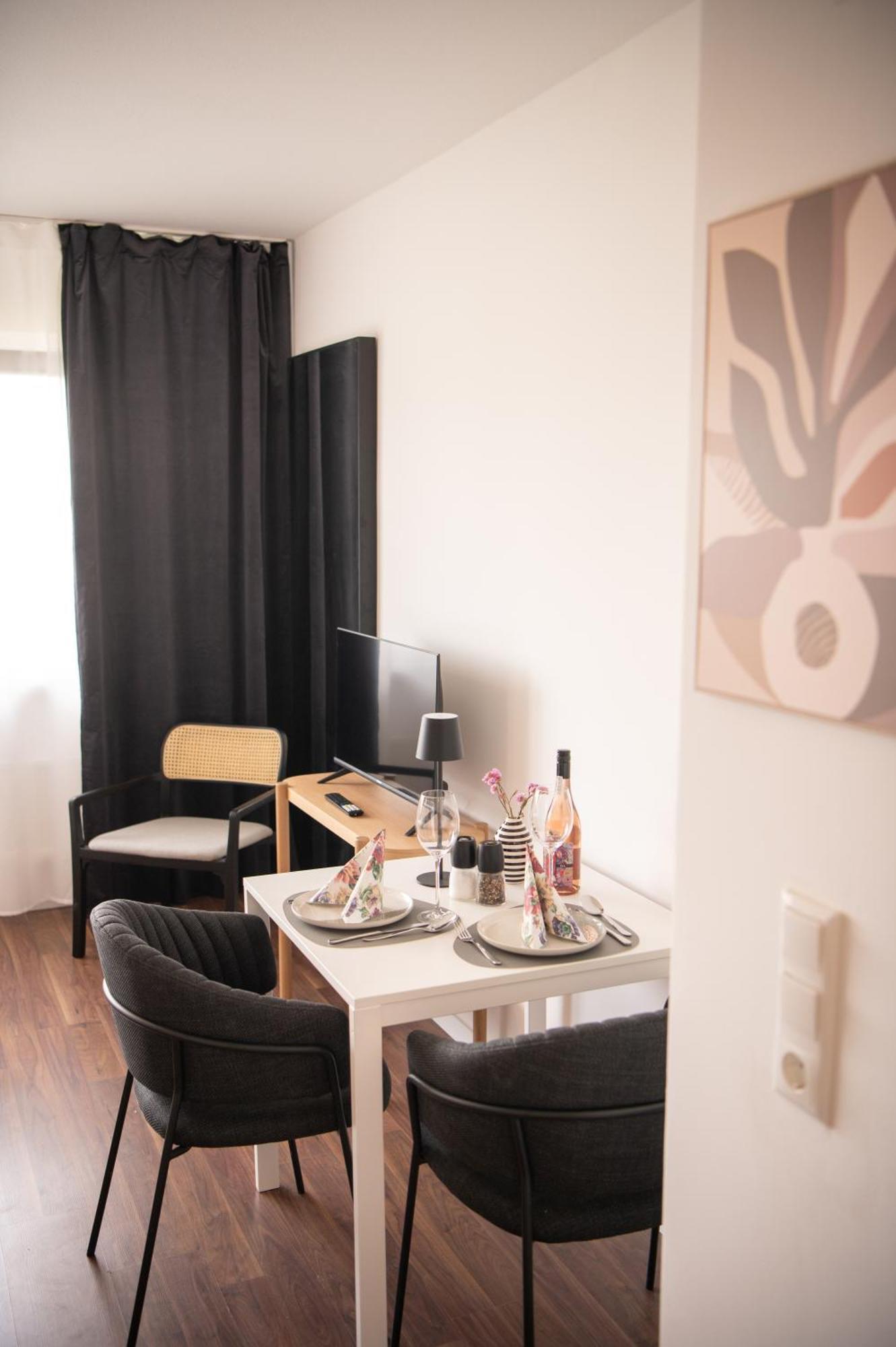 Apartments Strauss Near Bs-Hauptbahnhof Braunschweig Exterior photo